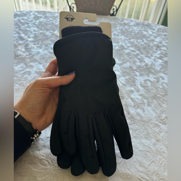 ****SOLD****NWT Men’s Dockers Long Lasting Comfort and Maximum Warmth Gloves - Picture 4 of 8
